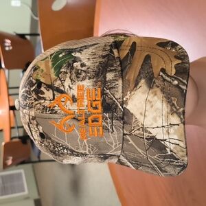 Realtree Edge Embroidered Logo Camo Trucker Mesh Strapback Hat Cap OSFM